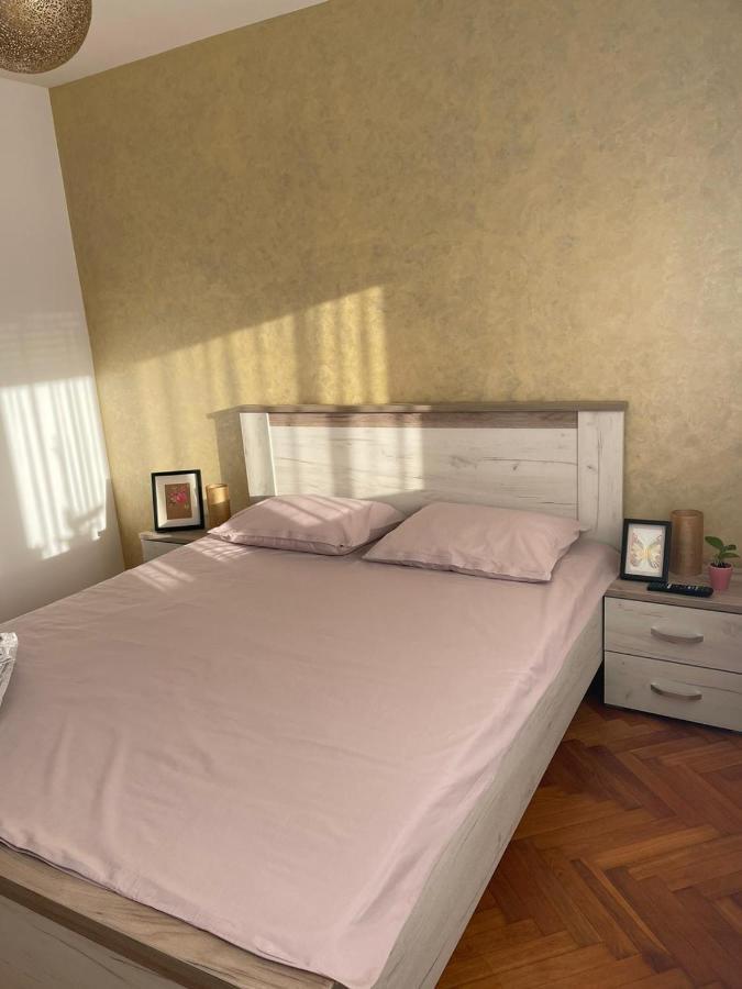 Angels Apartment Oradea Exterior photo